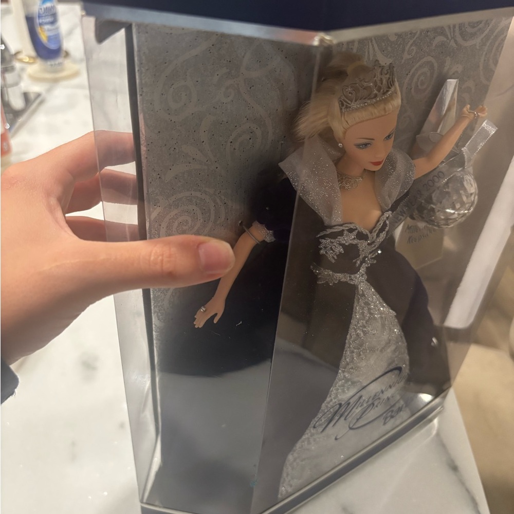 Barbie Special Edition in Blue and Silver Gown - Picture 8 of 8